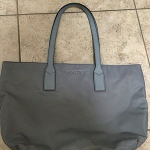 Marc Jacobs - Large Nylon Wingman Tote Bag - Gray